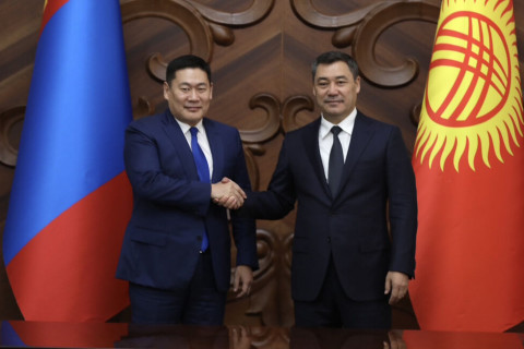 Ерөнхий сайд Л.Оюун-Эрдэнэ Бүгд Найрамдах Киргиз Улсын Ерөнхийлөгч Садыр Жапаровт бараалхлаа