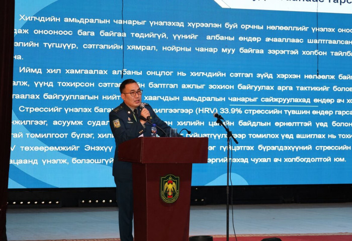 Б.Цэдэндорж: Юун хил хамгаалах, харанхуйд ганцаараа гарч чадахгүй, амархан уйлчихдаг залуус ч цэргийн албанд ирж байна