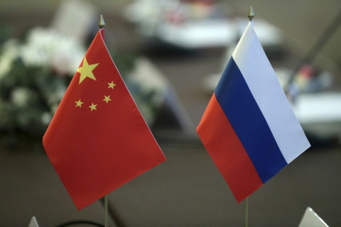 Кремль: Украины талаар Хятадын байр суурьт нөлөөлөхөөр Америкчууд шахалт үзүүлж буйг бид мэдэж байгаа