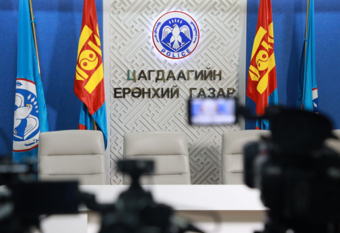 Төлбөр тооцооноос маргаан үүсгэж, олон нийтийн газарт танхайрсан ОХУ-ын иргэнд 10 хоног баривчлах шийтгэл оногдуулав
