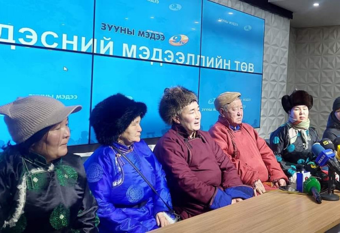 Н.Өнөрцэцэгийн гэр бүл: Биднийг сайн шалга, бидэнд хэдэн мал, банкны зээл л байна