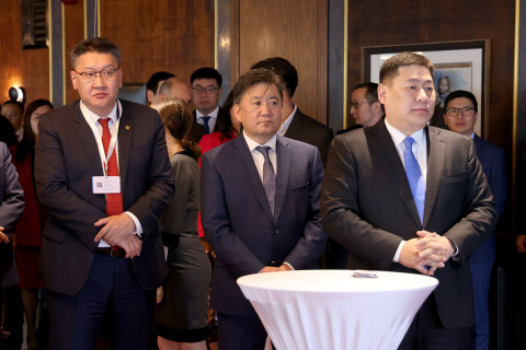 Б.Лхагвасүрэн: Монгол Улсын Төв банк гадаадын шууд хөрөнгө оруулалтыг байнга дэмжиж ажиллана