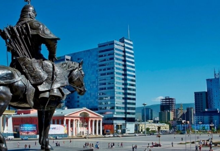 Улаанбаатарт 21 хэм дулаан