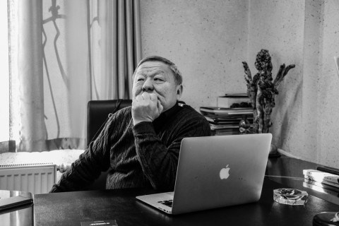 Баабар: Орос, Украин, НҮБ, Европ ба Хятад