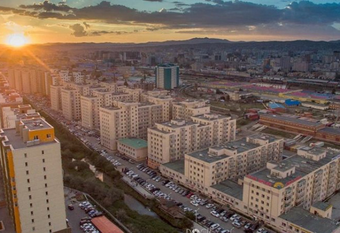 Улаанбаатарт 27 хэм дулаан