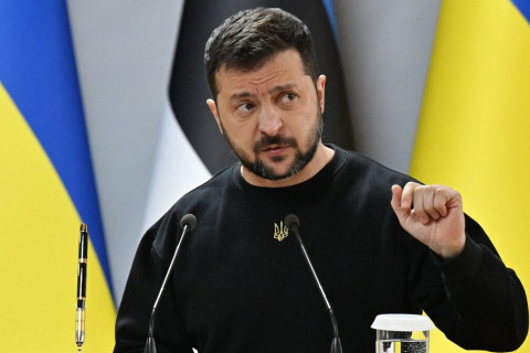 В.Зеленский: Путинд дайныг санхүүжүүлэхэд нь тусалдаг бүхэн нуран унах ёстой!