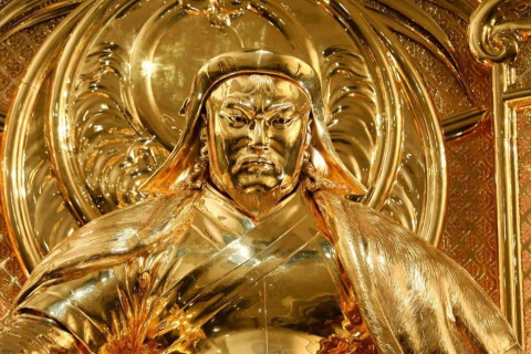 Алтан хөшөөний “үнэ”-ийг нууцад оруулсан уу, нуугаад байна уу?