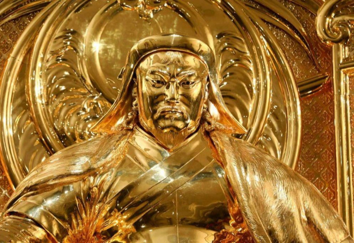 Алтан хөшөөний “үнэ”-ийг нууцад оруулсан уу, нуугаад байна уу?