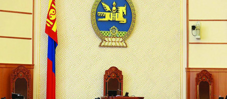 Ерөнхийлөгчид дэвших таван мандатыг 22 горилогчийн хэн хэн нь авах вэ?