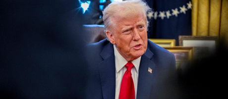 Ромын Папаар Америк хүн сонгогдсонд Трамп баяртай байна