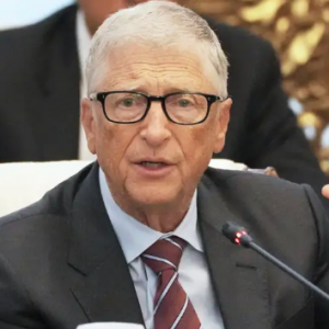 Билл Гейтс хөрөнгөнийхөө ихэнхийг буяны үйлст хандивлана