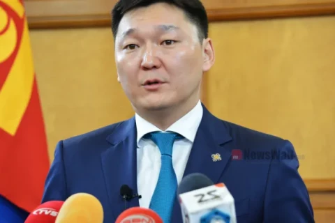 Хамтарсан Засгийн газрын үрэлгэн төсвийг анх илчилсэн хүн нь Г.Тэмүүлэн