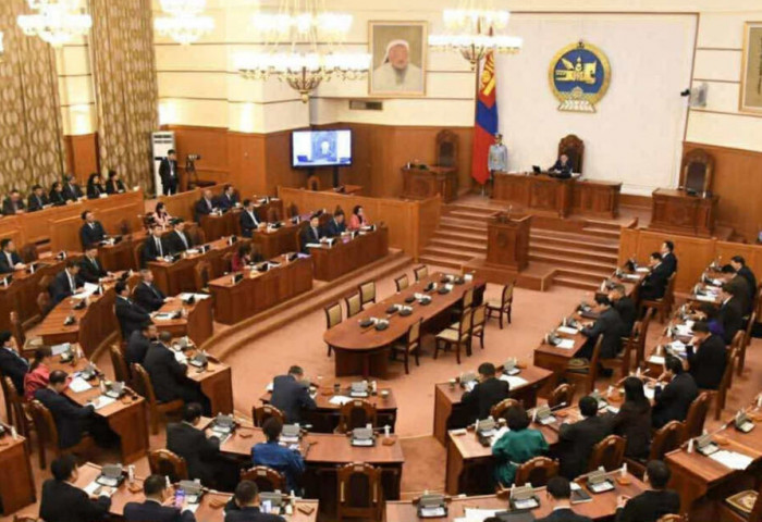 Г.Занданшатарын Засгийн газрын “нас” хэн хэн сайд болохоос хамаарна