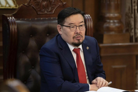 МАН-ын Удирдах Зөвлөл яг одоо хуралдаж, Засгийн Газрын бүрэлдэхүүний асуудлыг хэлэлцэж эхэллээ