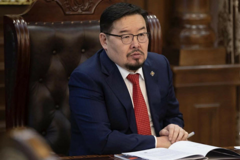 Г.Занданшатарын зам хүнд ч зарчим нь зөв эхэллээ