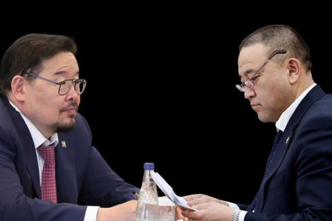 Г.Занданшатар “…Татвар төлөгчдийн мөнгө л гэж бий” гэдэг үгээ Б.Чойжилсүрэнд зориулсан уу?