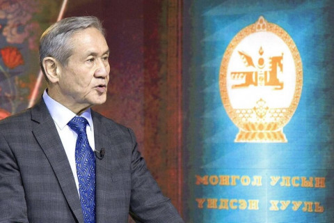 Н.Энхбаяр: Засгийн газрыг Үндсэн хуулийн бус замаар, хуйвалдааны аргаар унагахыг оролдож байна