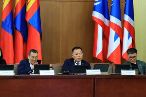 МАН-ын бүлэг томилгоо, АН татварын өрийг өршөөх асуудлыг хэлэлцжээ