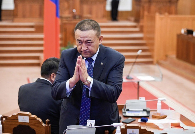 Б.Чойжилсүрэн сайдад өгсөн хугацаа дууслаа, эрчим хүчний салбар цэгцэрсэн үү