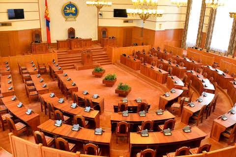 Үндсэн хуулиа зөрчсөн гишүүд парламентын засаглалын хамгаалагч байж чадах уу?
