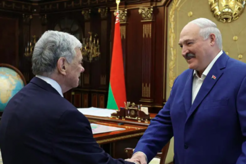 А.Лукашенко 250 хоригдлыг суллажээ
