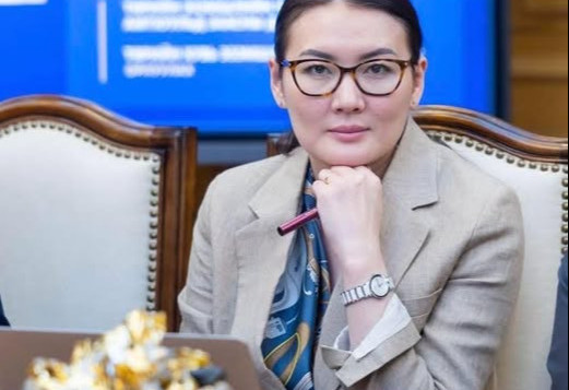 “Эрдэнэс Монгол” ХХК-ийг удирдах Д.Цолмон гэж хэн бэ?