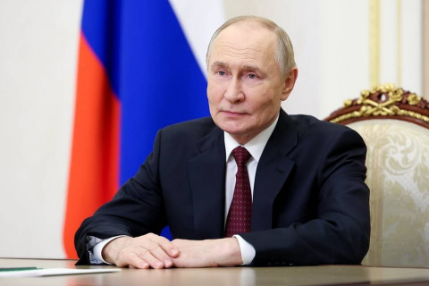 Түүх өөрт нь ялалт авчирна гэж Путин найдсаар...