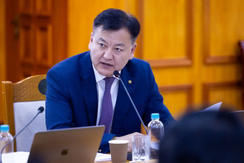 Б.Найдалаа: Шинэчлэлийн бодлогоо хэрэгжүүлбэл цалингаа 30 хувиас ч илүү нэмэх боломжтой