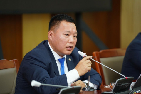 Гадаад нөхцөл байдал таатай сайхан байна гэнэ үү? О.Цогтгэрэлийн ухаан санаа зүгээр үү?
