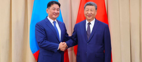 Ерөнхийлөгч У.Хүрэлсүх БНХАУ-ын дарга Ши Жиньпинтэй уулзлаа