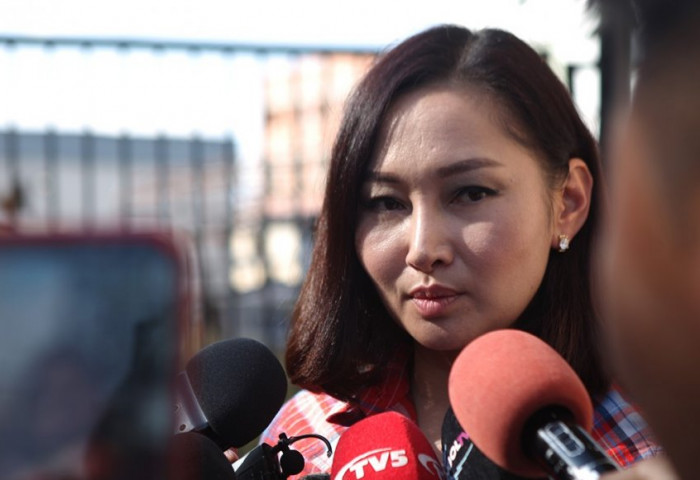 Д.Майцэцэг: Намайг буруутгавал Мурат нэр төрөө хамгаалан нэг муу сэтгүүлч ял аваад хэсэг цуураад намжина