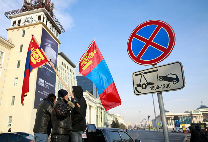 Дарлагдсан иргэд, даварсан Засгийн газар