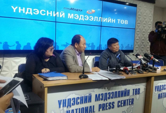 УИХ-ЫН ГИШҮҮН Б.УНДАРМААГ АТГ-Т ШАЛГУУЛАХААР ӨГСӨН ГЭВ