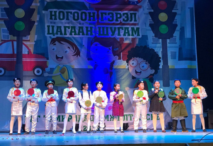 Баянзүрх дүүргийн ‘’Ногоон гэрэл цагаан шугам-2018’’-ийн шилдгүүд тодров