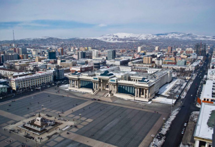 Улаанбаатарт 8-10 хэм хүйтэн байна