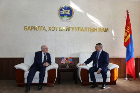 БХБ-ын сайд Х.Баделхан АНУ-аас Монгол Улсад суугаа элчин сайдыг хүлээн авч уулзлаа