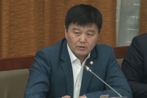 Х. Болорчулуун: Оюутолгой жилд 300 гаруй тэрбум төгрөгийн татвар төлдөгч түүнээс илүү өрийг Монголд үлдээж байна