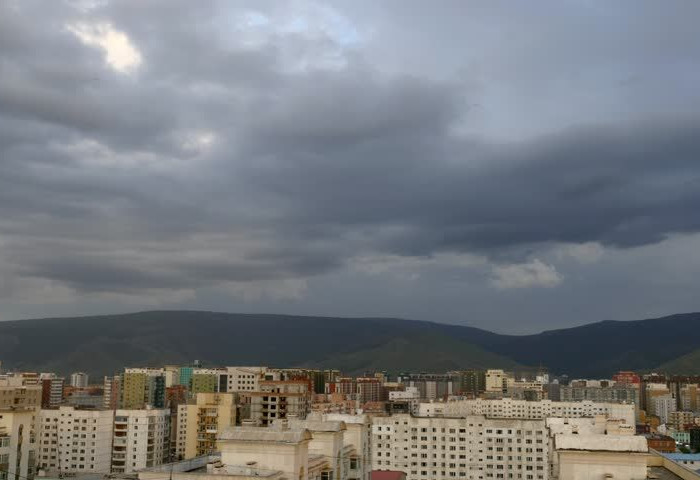Улаанбаатарт өдөртөө 10-12 градус дулаан байна