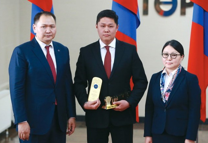 Төрийн банк ТОП-5 банкны нэгээр 6 дахь удаагаа шалгарлаа