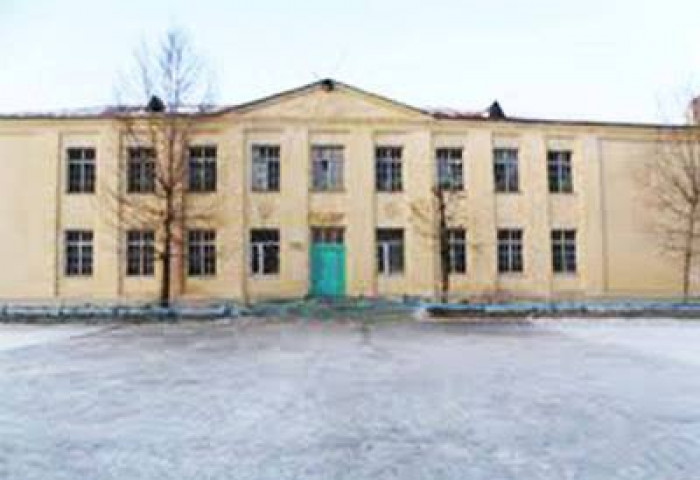 БАЯНГОЛ ДҮҮРГИЙН 22-Р СУРГУУЛИЙГ 1989 ОНД 8-Р АНГИ ТӨГССӨН ТӨГСӨГЧИД ОЙН БАЯРТАА ИРНЭ ҮҮ
