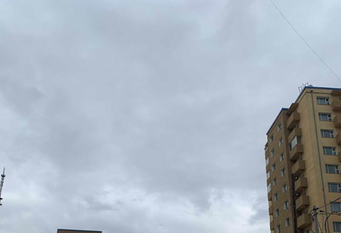 МҮИС гэсэн сүржин нэртэй даржин сургууль иргэдийг хохироосоор байна
