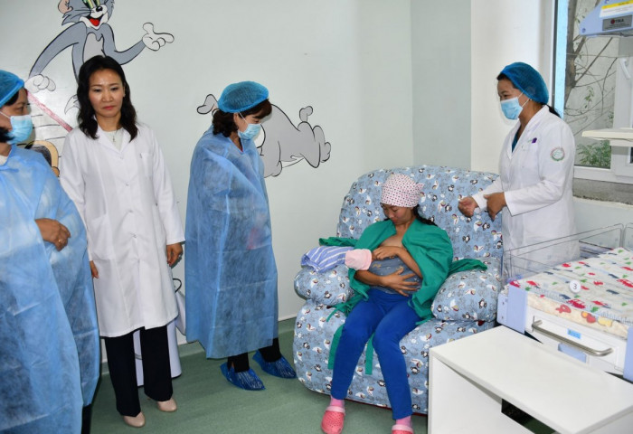Эх, хүүхдийн эрүүл мэндийн тусламж үйлчилгээнд дэвшил гарч байна