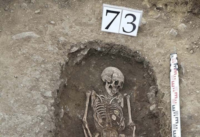 Хөвсгөл аймгаас 14 дүгээр зууны монгол эмэгтэй дайчны булш олджээ