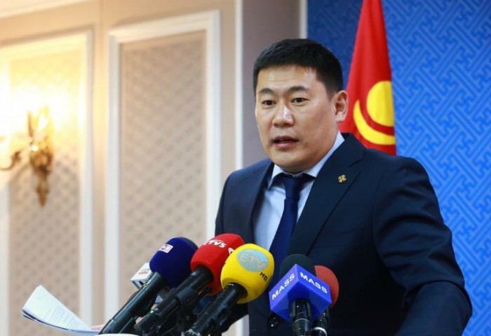 Л.Оюун-Эрдэнэ: ГЕГ-ын дэд дарга болон МИАТ-ийн ажилтан мөрийтэй тоглосон нь нотлогдсон