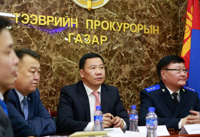 НИЙТИЙН ТЭЭВРИЙН ҮЙЛЧИЛГЭЭ, АЮУЛГҮЙ БАЙДЛЫГ САЙЖРУУЛНА