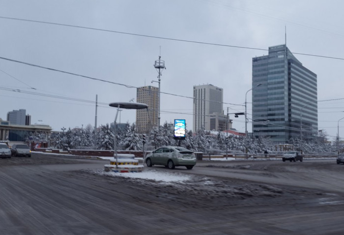 Улаанбаатарт өдөртөө 9 хэм хүйтэн