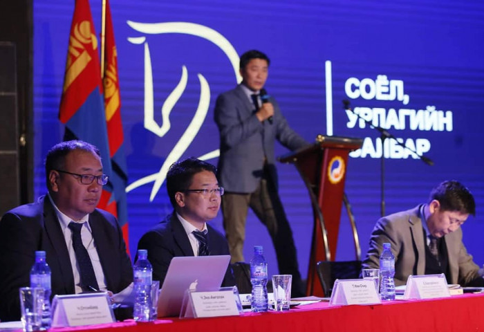 Салбарын сайд Дорноговь аймагт ажиллаж байна
