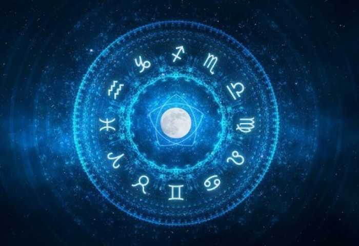 Үс шинээр үргээлгэх буюу засуулбал эд, эдлэл, идээ, ундаа олно