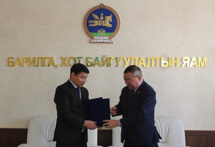 БАРИЛГЫН ХӨГЖЛИЙН ТӨВИЙН ЗАХИРАЛ ГҮЙЦЭТГЭЛИЙН ТӨЛӨВЛӨГӨӨНД ГАРЫН ҮСЭГ ЗУРЛАА