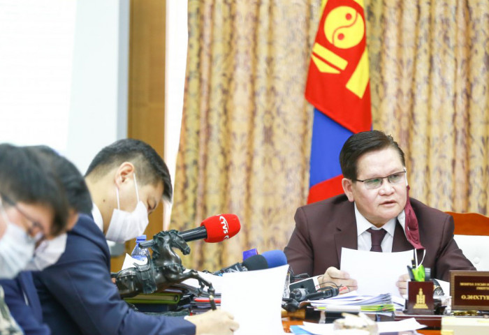 УОК-оос цагаан сар тэмдэглэхгүй байхаар шийдвэрлэлээ, эцсийн шийдвэрийг Ерөнхийлөгч гаргана